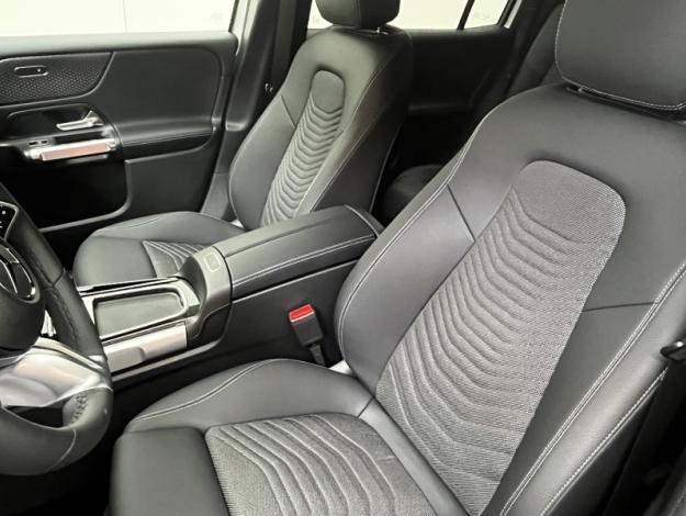 MERCEDES-BENZ GLB 200 d Progressive Line  