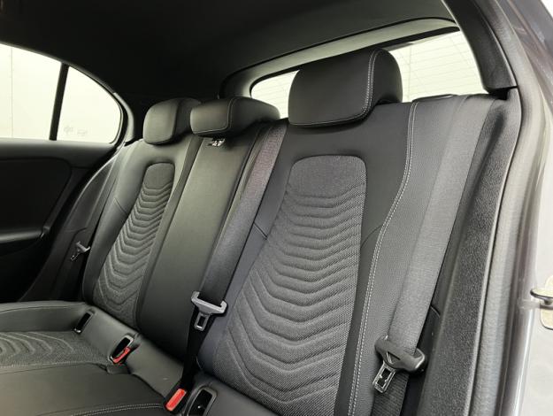 MERCEDES-BENZ Classe A 180 Progressive Line  