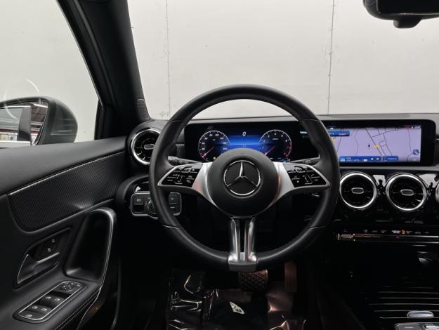MERCEDES-BENZ Classe A 180 Progressive Line  