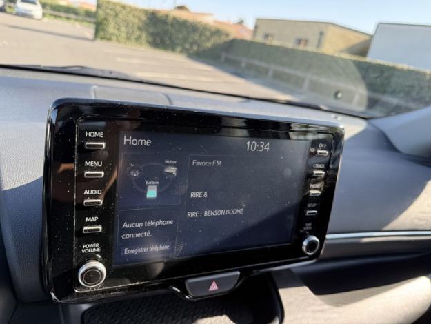TOYOTA Yaris Hybride 116h Design  Pack