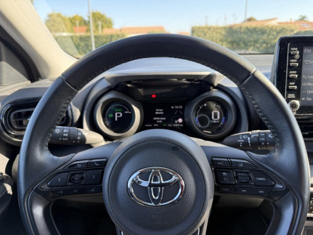 TOYOTA Yaris Hybride 116h Design  Pack