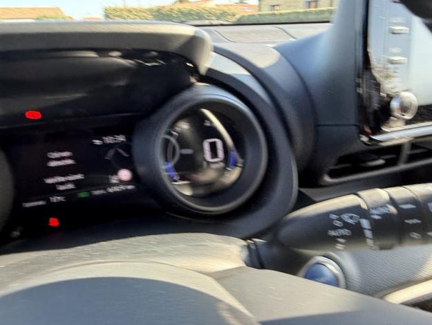 TOYOTA Yaris Hybride 116h Design  Pack
