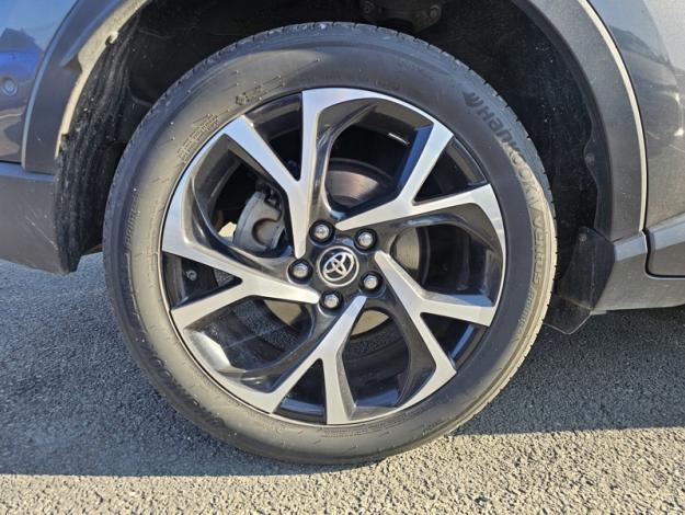 TOYOTA C-HR 1.8 HYBRIDE 122 GRAPHIC  