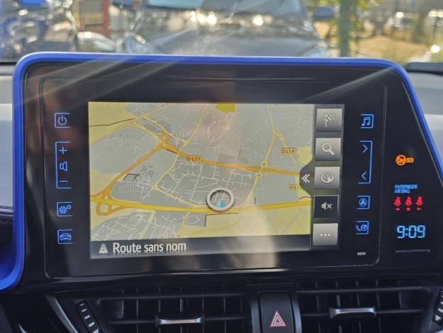 TOYOTA C-HR 1.8 HYBRIDE 122 GRAPHIC  
