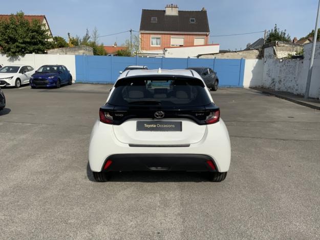 TOYOTA Yaris 1.5 116h Dynamic MC24  