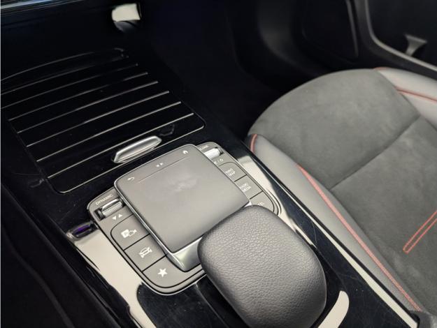 MERCEDES-BENZ Classe A 180 d AMG Line  