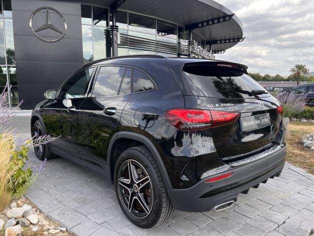 MERCEDES-BENZ GLA 250 e AMG Line  