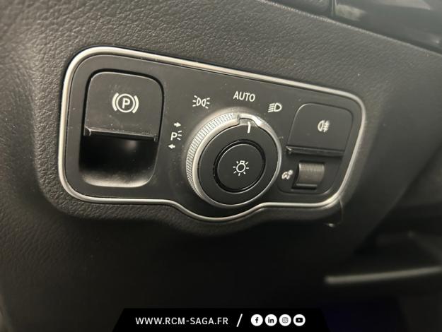 MERCEDES-BENZ GLA 200 d AMG Line  