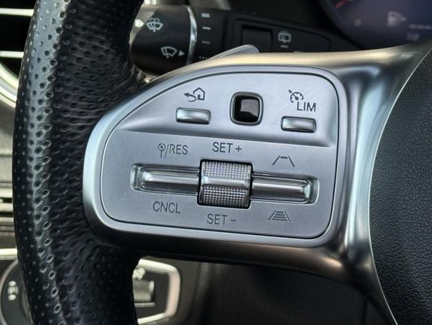 MERCEDES-BENZ GLC SUV GLC 300de 4MATIC SUV AMG Line  