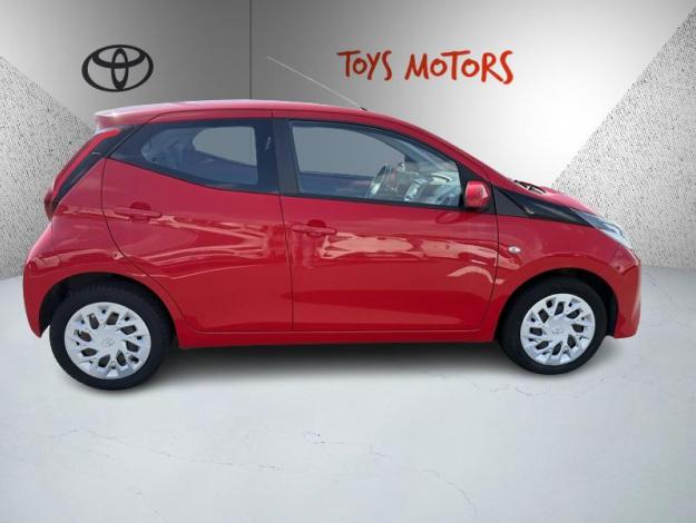 TOYOTA Aygo 1.0 VVT-i x-play  