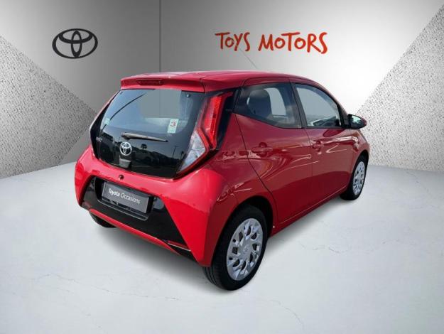 TOYOTA Aygo 1.0 VVT-i x-play  