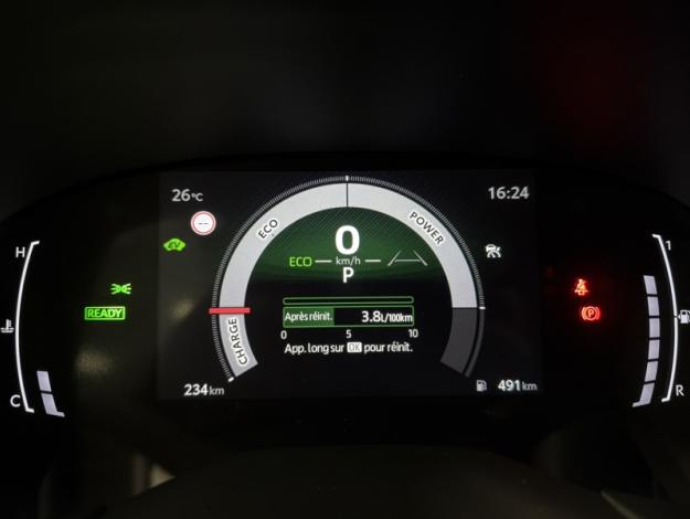 TOYOTA Aygo X Hybride 116h Graphic  AYGO X 116H GRAPHIC ZENRADA VD MC26