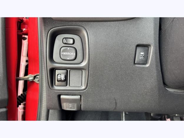 TOYOTA Aygo 1.0 72 ch  x-play x-app  1.0 72 ch 