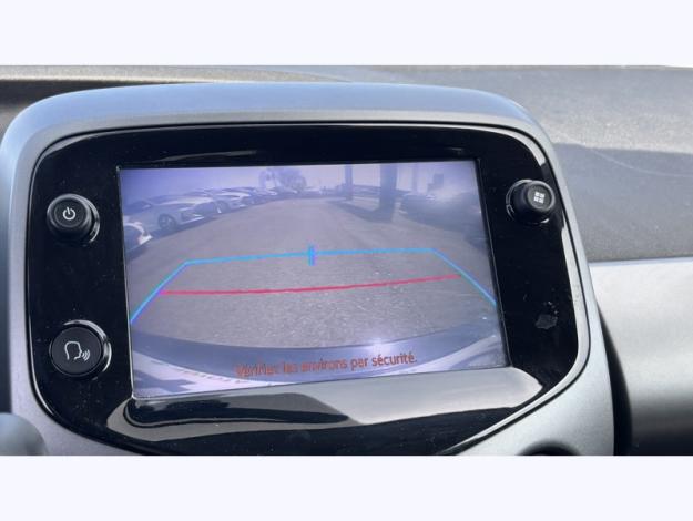 TOYOTA Aygo 1.0 72 ch  x-play x-app  1.0 72 ch 