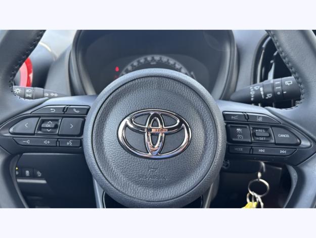 TOYOTA Aygo X 1.0 VVT-i 72 Design   