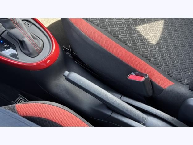 TOYOTA Aygo X 1.0 VVT-i 72 Design   