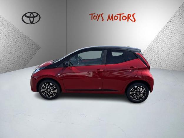 TOYOTA Aygo 1.0 VVT-i x-clusiv   