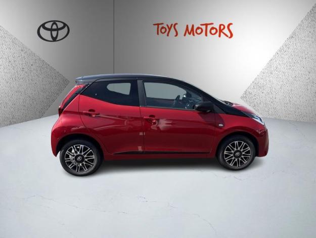 TOYOTA Aygo 1.0 VVT-i x-clusiv   