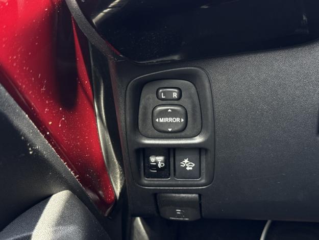 TOYOTA Aygo 1.0 VVT-i x-clusiv   