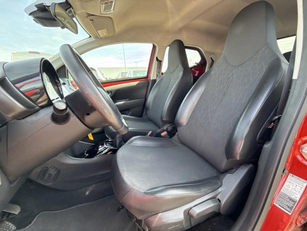 TOYOTA Aygo 1.0 VVT-i x-clusiv   