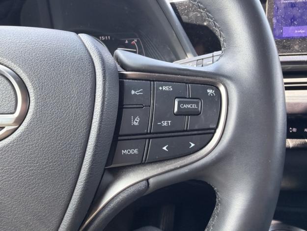 LEXUS UX 250H 2WD LUXE TO  