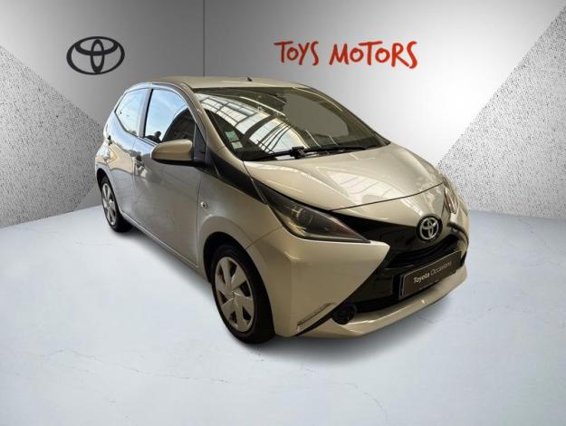 TOYOTA Aygo 1.0 VVT-i x-play  
