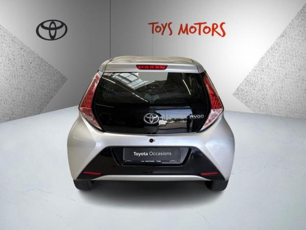 TOYOTA Aygo 1.0 VVT-i x-play  