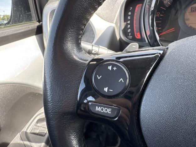 TOYOTA Aygo 1.0 VVT-i x-play  