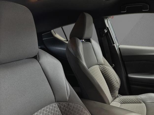 TOYOTA C-HR Hybride Design  1.8 122 ch 