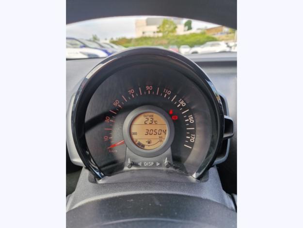 TOYOTA Aygo 1.0 VVT-i x-black  1.0 72 ch 
