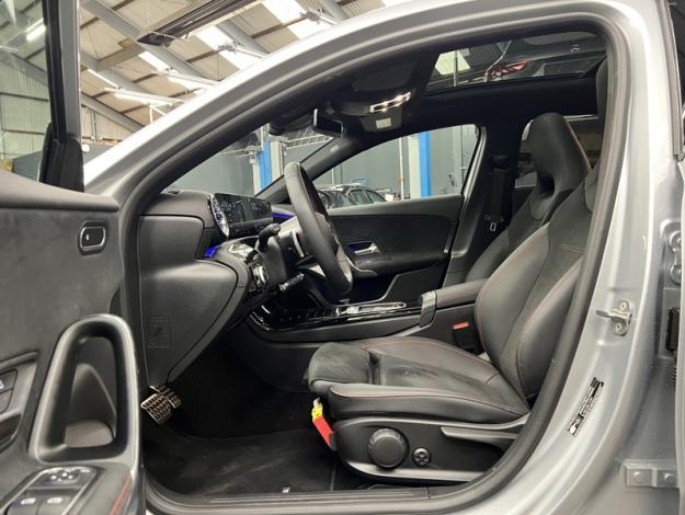 MERCEDES-BENZ A-Klasse A 180