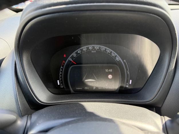 TOYOTA Aygo X 1.0 VVT-i 72 Design  S-CVT ZEN 
