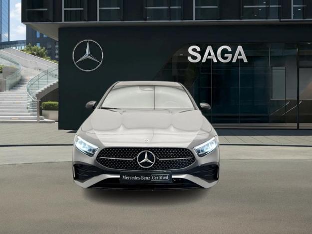 MERCEDES-BENZ A 250 e AMG Pack Night   