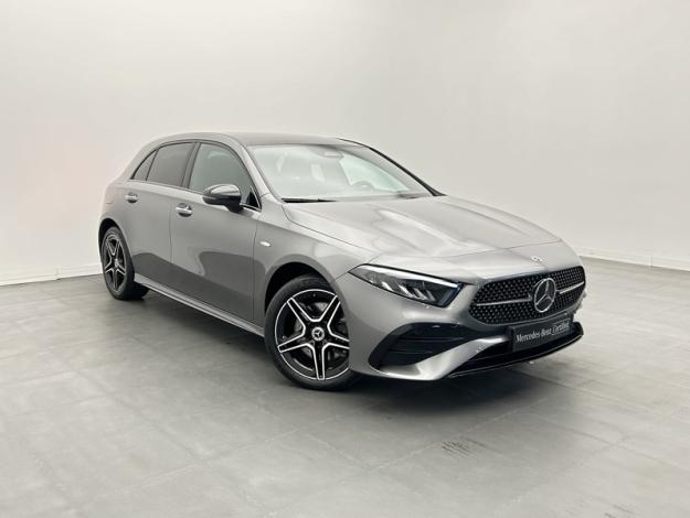 MERCEDES-BENZ A 250 e AMG Pack Night   