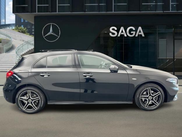 MERCEDES-BENZ A 250 e AMG Pack Night Toit Pano  