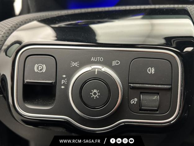 MERCEDES-BENZ A 250 e AMG Pack Night Toit Pano  