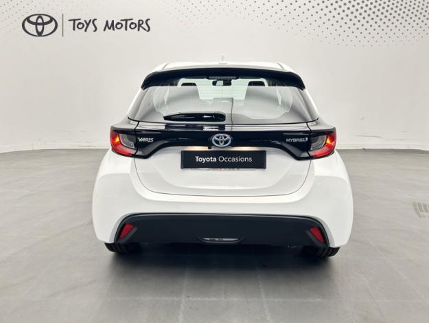 TOYOTA Yaris 116h Dynamic Business   