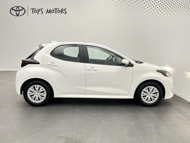 TOYOTA Yaris 116h Dynamic Business   
