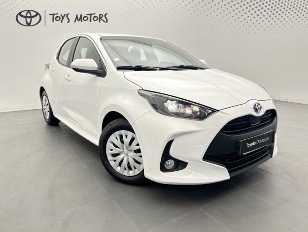 TOYOTA Yaris 116h Dynamic Business   