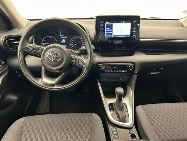 TOYOTA Yaris 116h Dynamic Business   