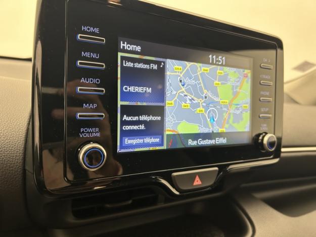 TOYOTA Yaris 116h Dynamic Business   