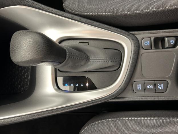 TOYOTA Yaris 116h Dynamic Business   