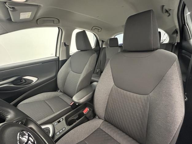 TOYOTA Yaris 116h Dynamic Business   