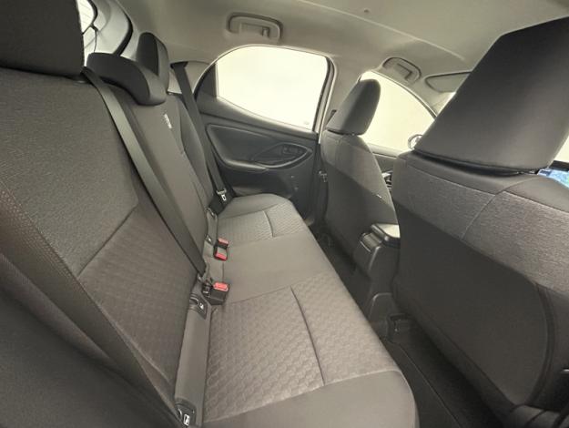 TOYOTA Yaris 116h Dynamic Business   
