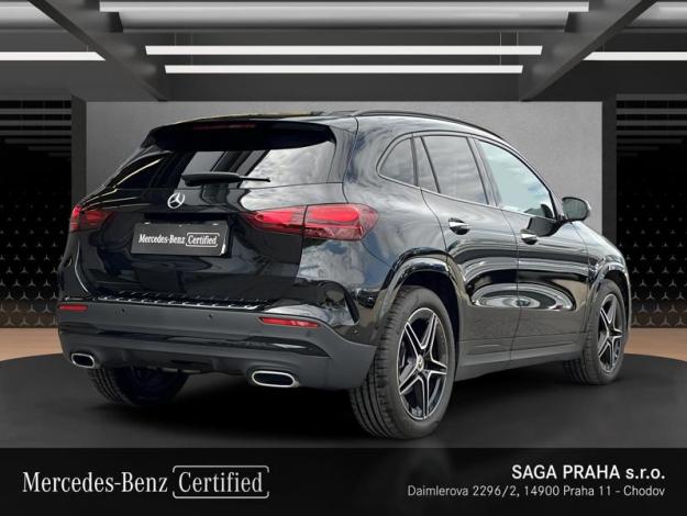MERCEDES-BENZ GLA 200 d AMG Night (5/21)