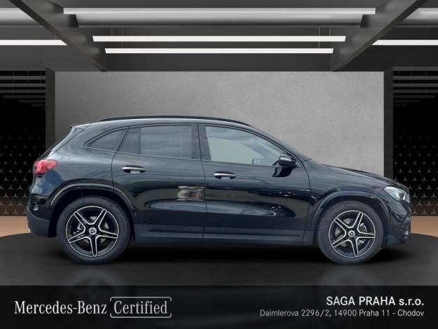 MERCEDES-BENZ GLA 200 d AMG Night (6/21)