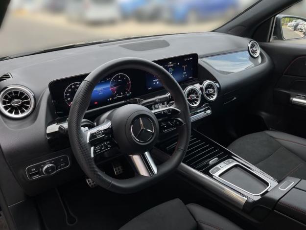 MERCEDES-BENZ GLA 200 d AMG Night (10/21)