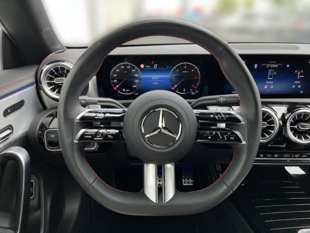 MERCEDES-BENZ CLA-Třída CLA 200 d kupé AMG Night (11/21)
