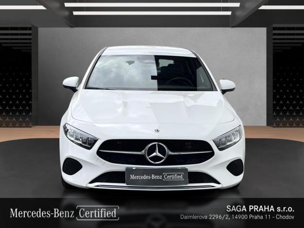 MERCEDES-BENZ A-Třída A 180 Progressive Edition (8/20)