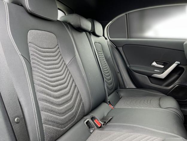 MERCEDES-BENZ A-Třída A 180 Progressive Edition (19/20)